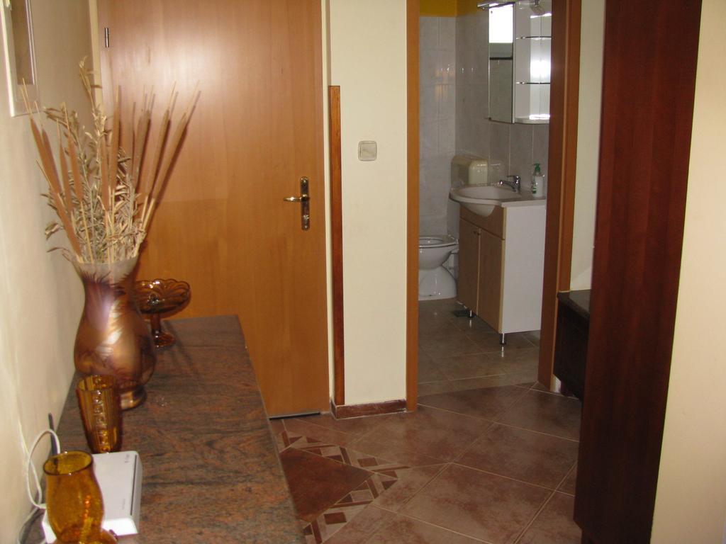 Apartment Megi Трибунь Екстер'єр фото