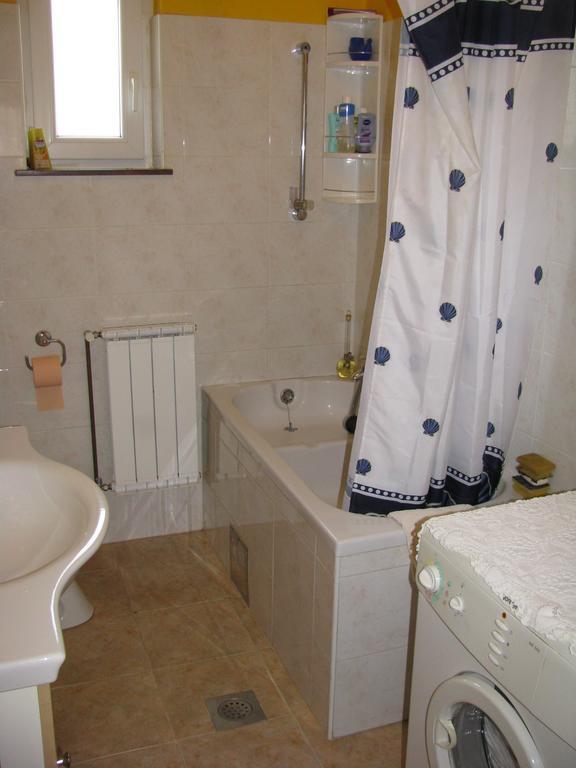 Apartment Megi Трибунь Екстер'єр фото